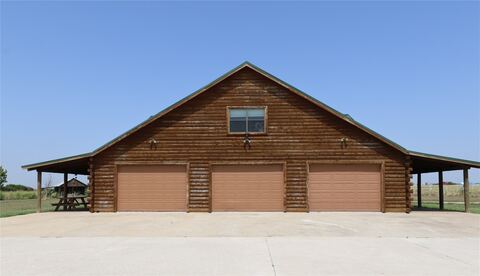 13201 Prairie Sky Lane, Krum, TX 76249 — photo 2