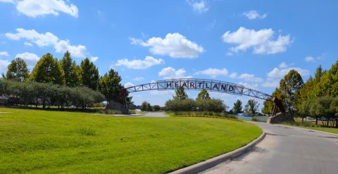 4021 Aurora Lane, Heartland
