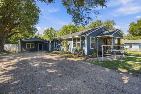 106 S Jernigan Street, Bells, TX 75414 — photo 2
