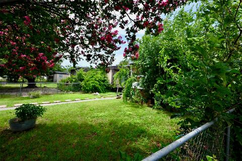 4362 Sunset Circle, The Colony, TX 75056 — photo 2