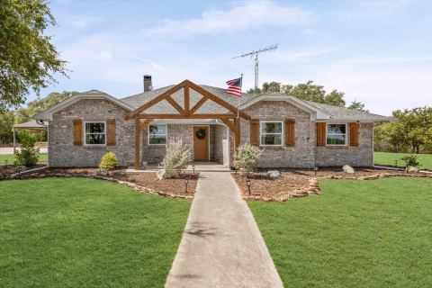 314 Bend Of The Bosque Road, China Spring, TX 76633 — photo 2