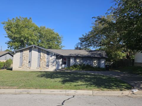 7816 Davenport Avenue, Fort Worth