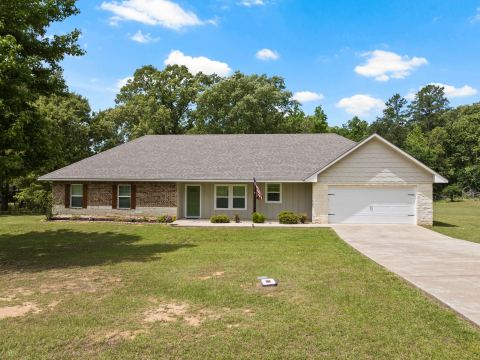 6775 Ann Drive, Murchison