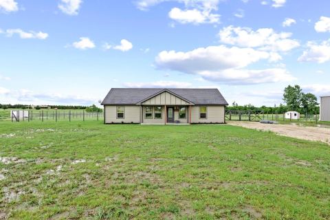293 Private Road 36008, Honey Grove, TX 75446 — photo 2