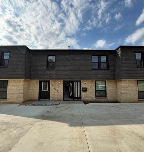 8001 Carrick Street B, Benbrook