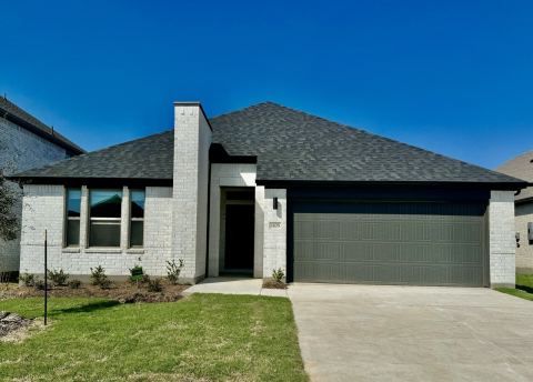 1105 Mahogany Drive, Melissa