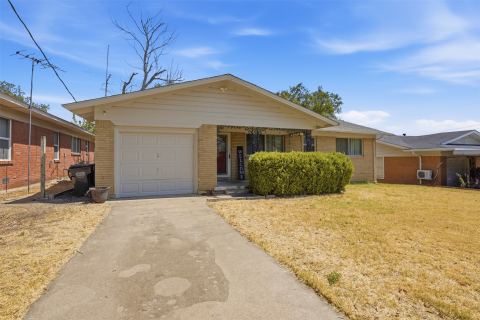 4304 Hodgkins Road, Lake Worth, TX 76135 — photo 2