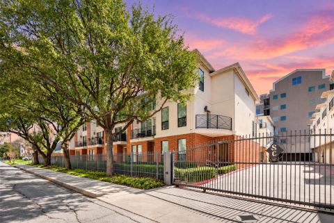2606 Shelby Avenue 206, Dallas