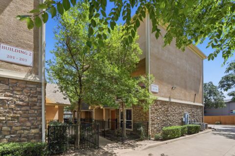 3111 Cedarplaza Lane 103, Dallas