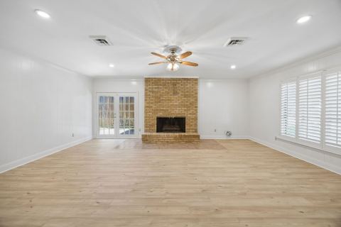 7424 Wellcrest Drive, Dallas