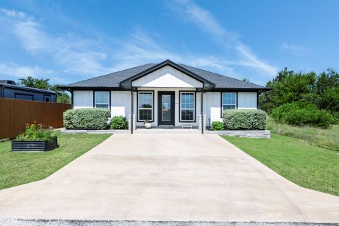 2308 Centaurus Way, Granbury