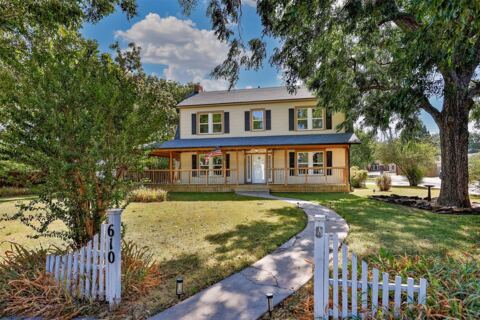 610 S Lee Street, Valley View
