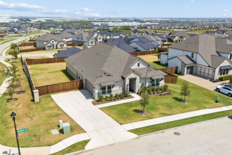 805 Feathergrass Court, Haslet, TX 76052 — photo 2