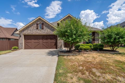 129 Sundance Circle, Waxahachie
