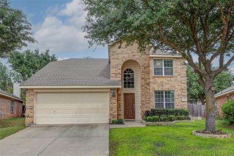 8432 Cactus Flower Drive, Fort Worth
