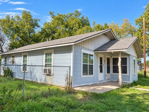 105 N Hubbard Street, Alvord