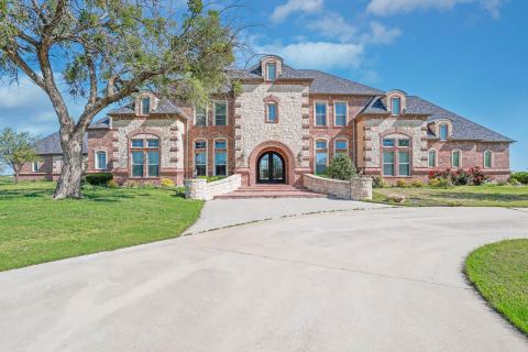 1200 McReynolds, Sanger