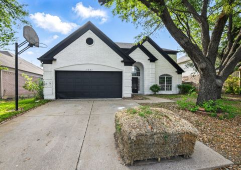 6833 Lyndale Drive, Watauga, TX 76148 — photo 2