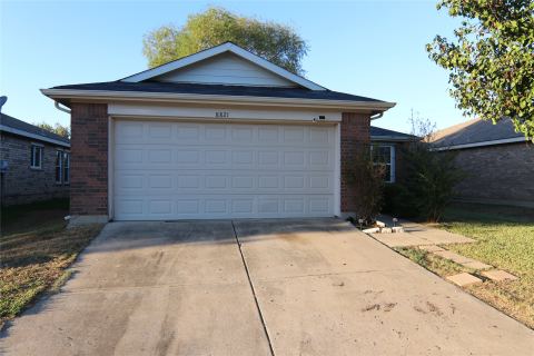 8821 Sagebrush Trail, Cross Roads, TX 76227 — photo 2