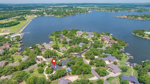 205 Kiowa Drive E, Gainesville, TX 76240 — photo 3