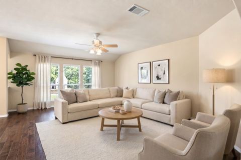 2805 Leslie Lane, Anna