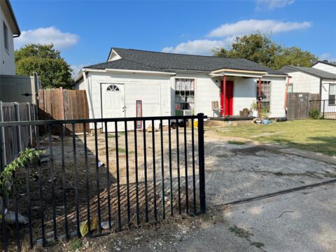 4423 Hopkins Avenue, Dallas