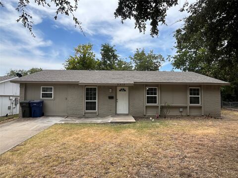 5313 Preston Trail, Garland