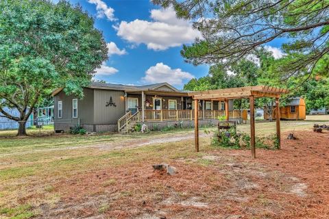 228 Newcastle Drive, Gordonville, TX 76245 — photo 2