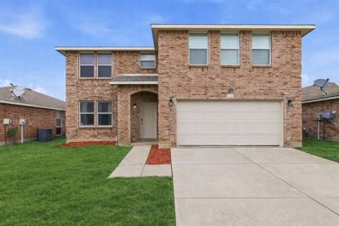 1633 Sierra Meadow Lane, Fort Worth