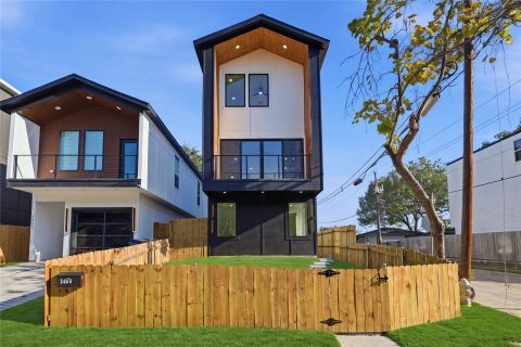 2400 Dyson Street, Dallas
