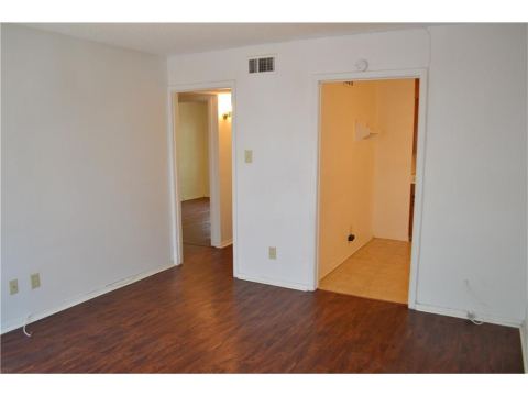 1107 N Locust Street 2, Denton