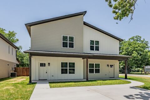 211 Trinity Street, Bridgeport, TX 76426 — photo 2