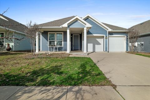 9141 Blackstone Drive, Providence Village, TX 76227 — photo 3