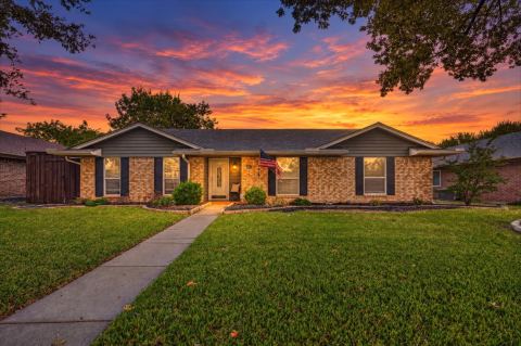 1909 Windsong Trail, Richardson
