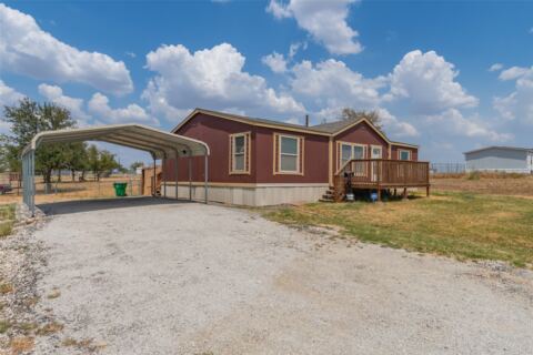 181 Sondra Lin Boulevard, Decatur, TX 76234 — photo 2