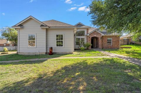 10100 Seville Court, Waco