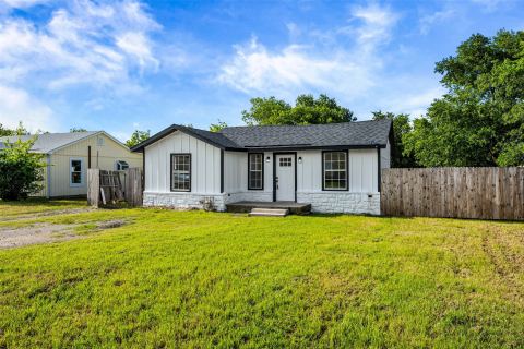 5225 Urbanview Street, Sansom Park, TX 76114 — photo 2
