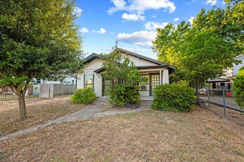 711 Brown Street A, Waxahachie