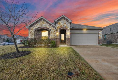 116 Mills Drive, Anna