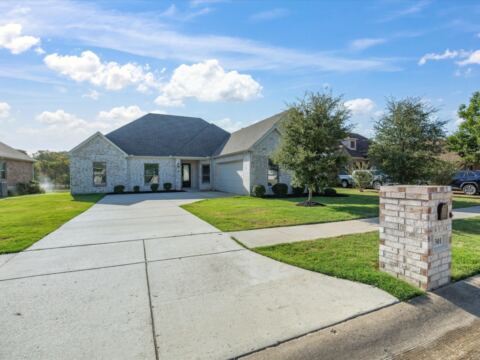 1301 Carnoustie Drive, Ennis, TX 75119 — photo 2