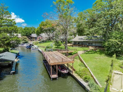 102 Northwood Place, Enchanted Oaks, TX 75156 — photo 2