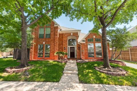 1812 Pantigo Drive