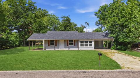 337 N 1st Street, Point, TX 75472 — photo 3
