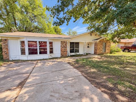 5641 Conlin Drive, Fort Worth