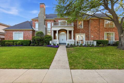 17431 Woods Edge Drive, Dallas