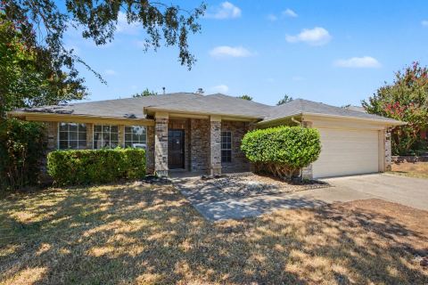 737 Oak Dale Avenue, Lake Dallas
