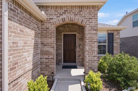 16028 Crews Avenue, Haslet, TX 76052 — photo 2