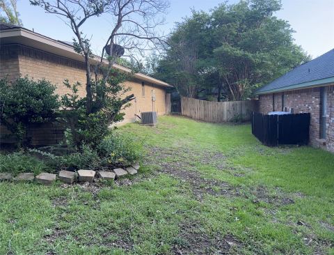 141 Palmer Circle, Lancaster, TX 75146 — photo 3