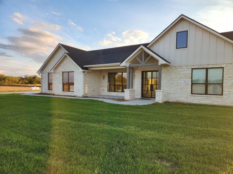 569 Lacek Mill Road, China Spring