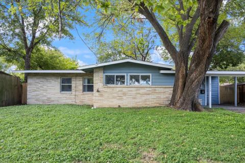 2116 Marilyn Lane, Arlington